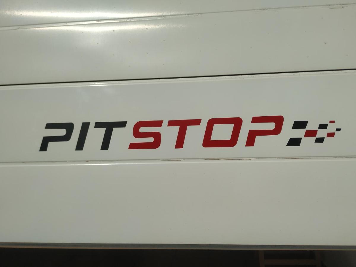 Pit Stop Màlaga Exteriér fotografie